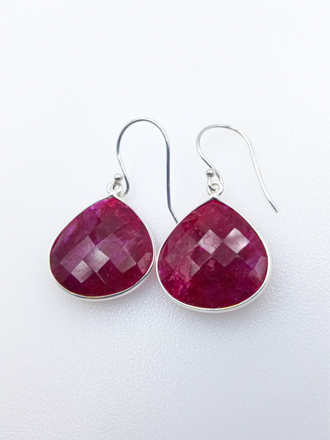 Multi-Sapphire Red - Elsavida